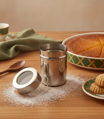Stainless Steel Powder Shaker Dredge with Fine Mesh Lid — Home Bakers